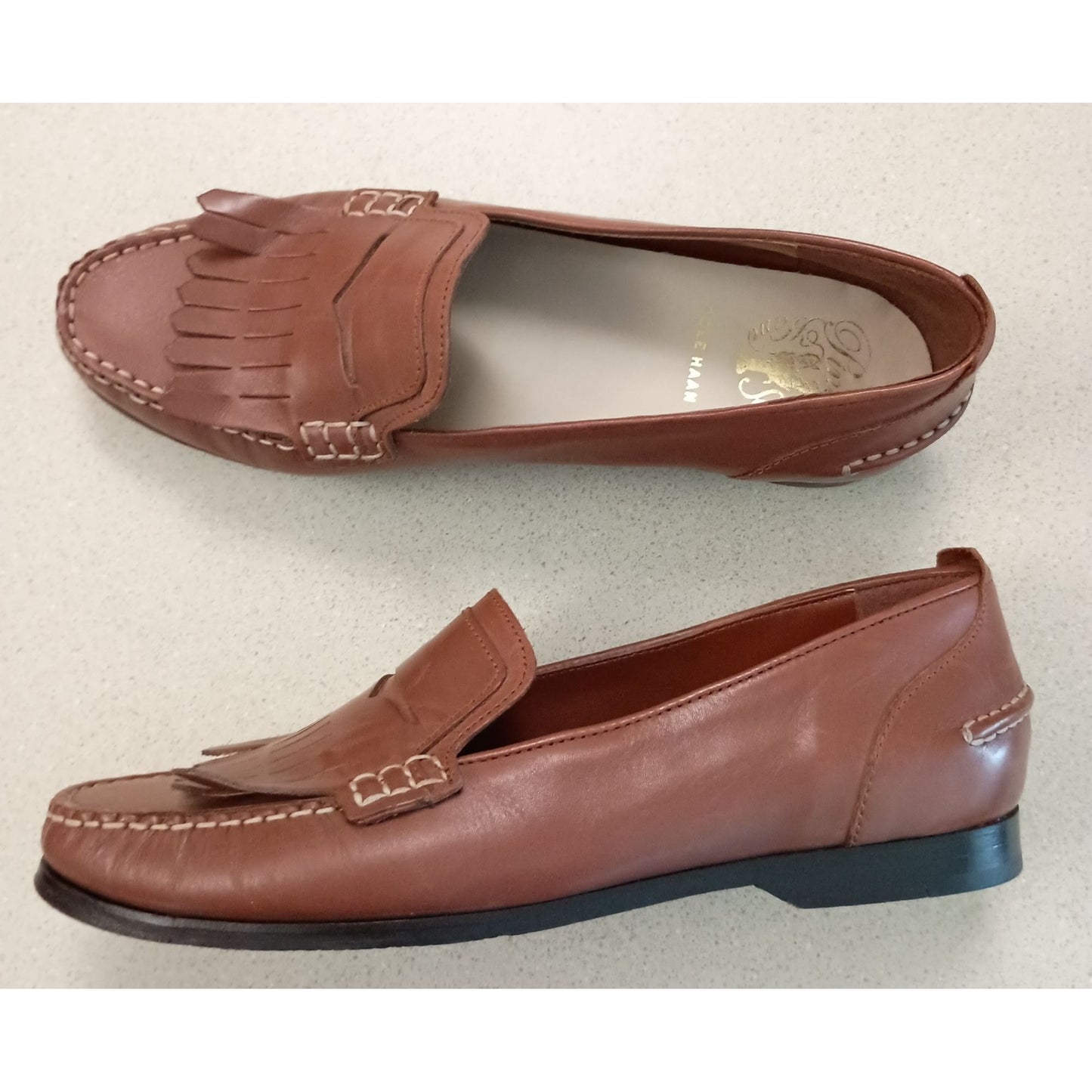 Cole Haan Grand Os Hand Sewn Leather loafers leather soles size 8