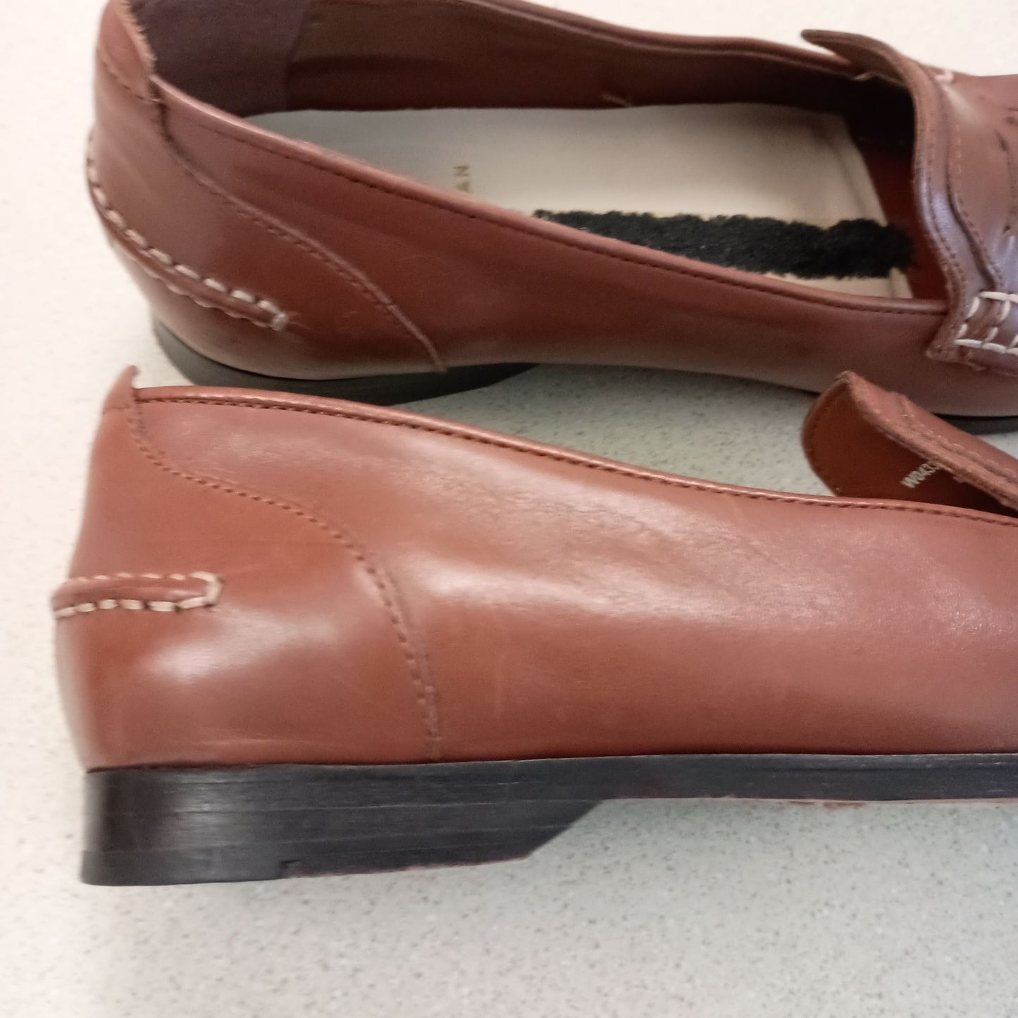 Cole Haan Grand Os Hand Sewn Leather loafers leather soles size 8