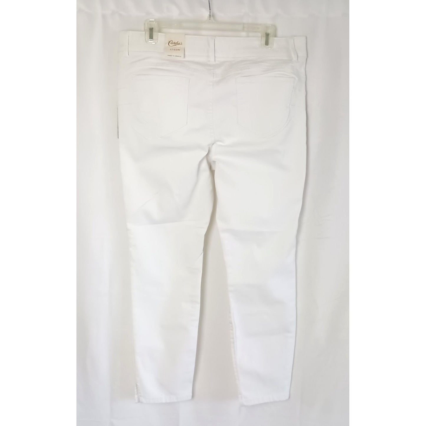 Candies optic white ultimate push-up ankle figure enhancing jeans size 33