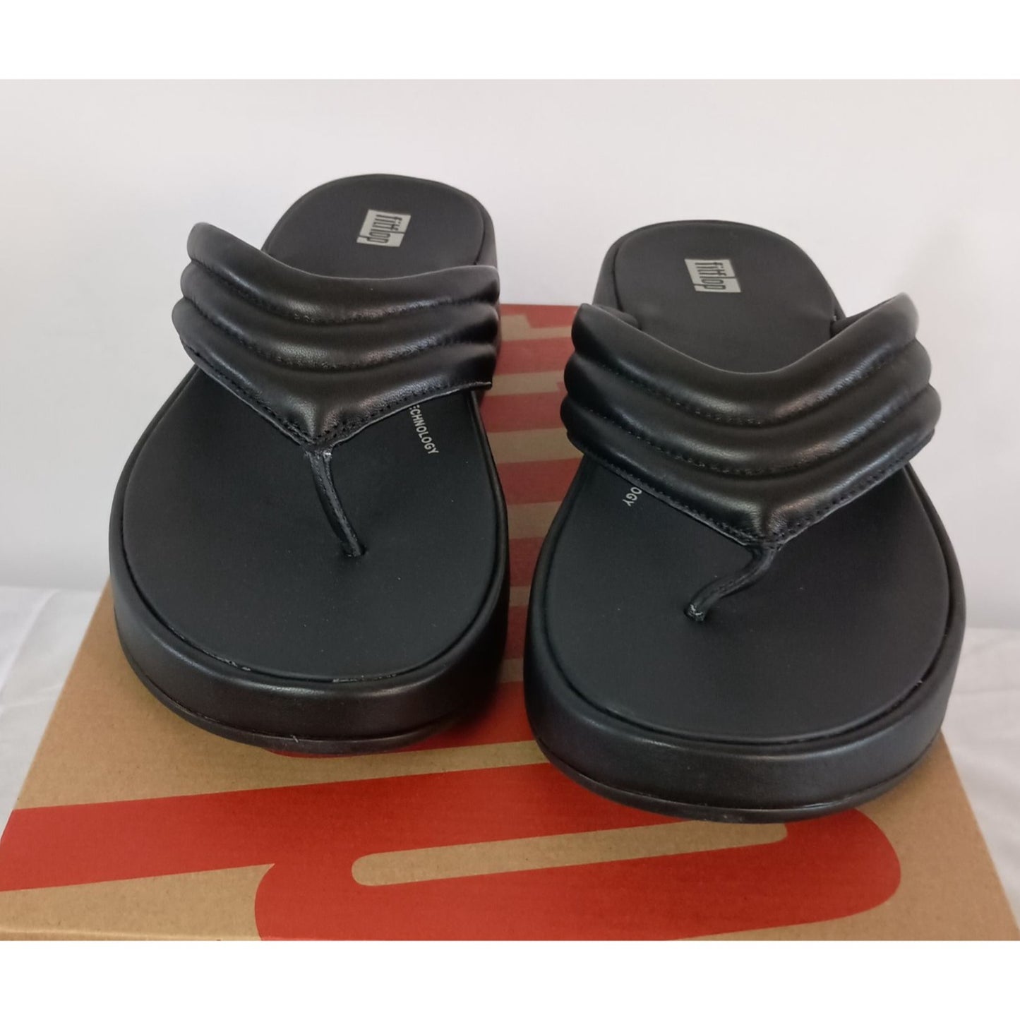 FitFlop F-MODE Padded Leather Flatform Toe-Post sandals black size 10