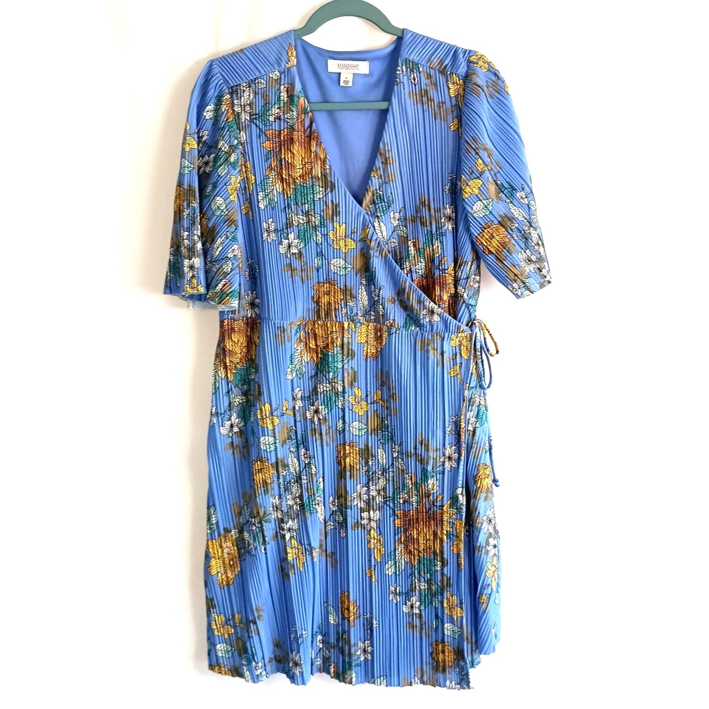 Destination Maternity flutter sleeve wrap dress wear now & post pregnancy size L