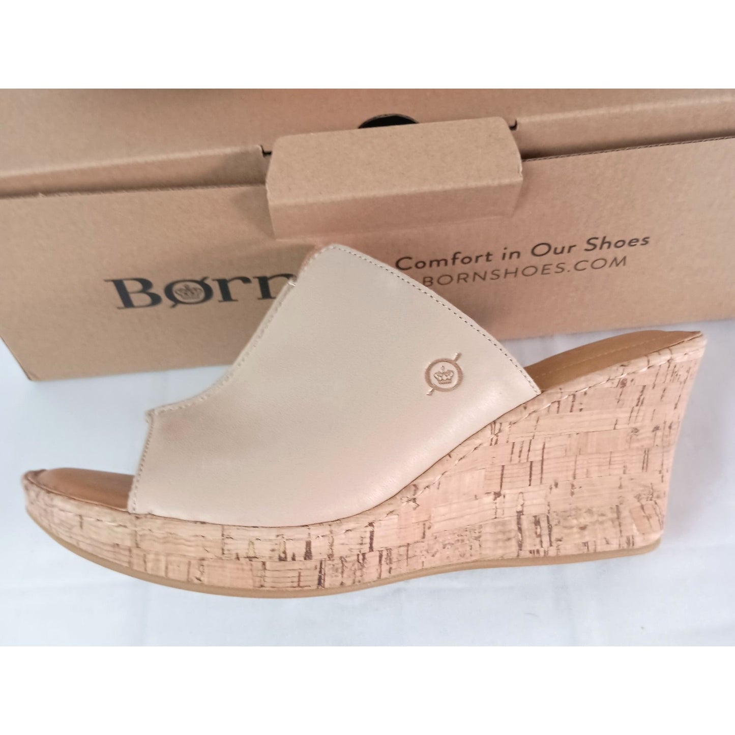 Børn Arie Platform Wedge Sandal in Natural New in Original Box size 10