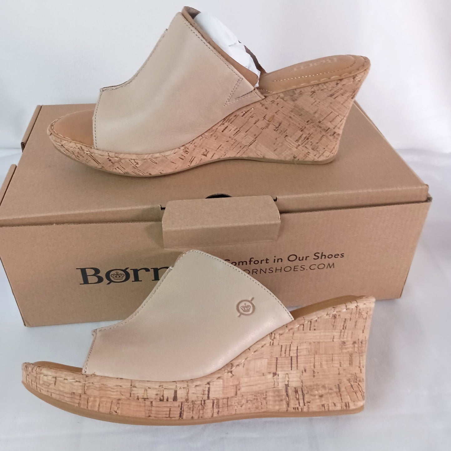 Børn Arie Platform Wedge Sandal in Natural New in Original Box size 10