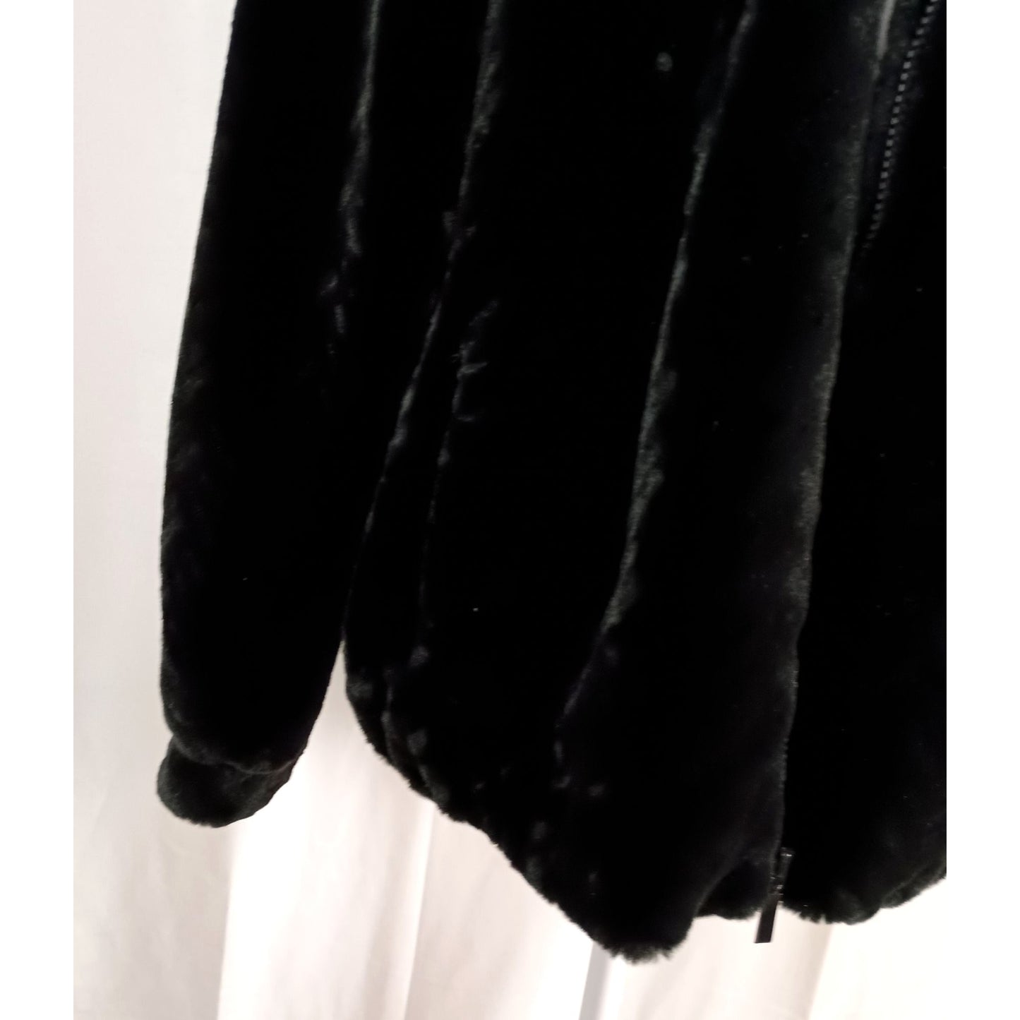 Gallery black faux fur jacket with faux fur trim hood women size M