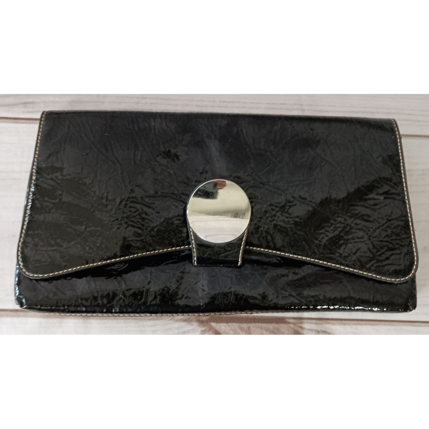 New Direction black patent clutch handbag purse with pockets roomy