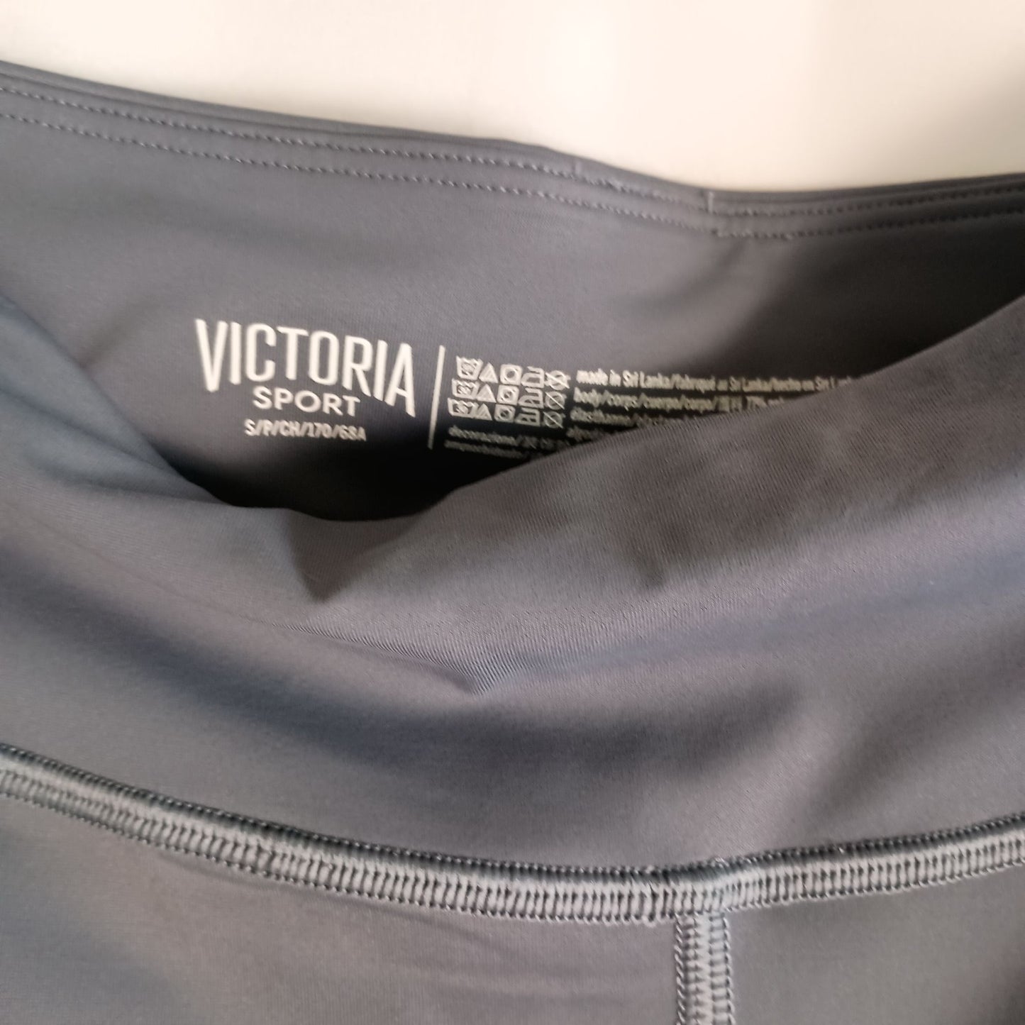 Victoria Sport by Victoria Secret grey leggings zipper detail size S