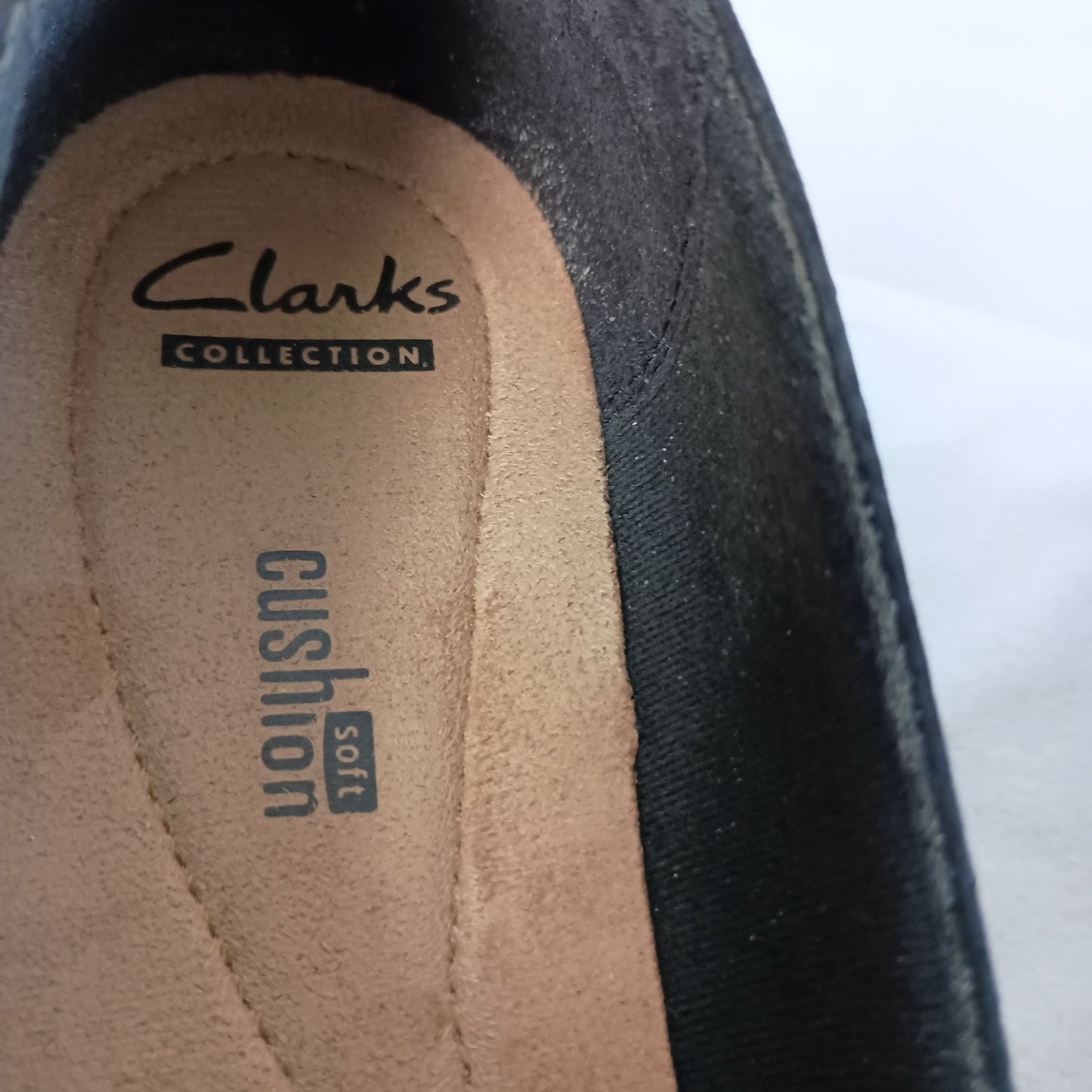 Clarks Collection cushion soft black loafers comfort shoes size 9