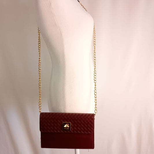 Sondra Roberts Squared wallet on a chain crossbody handbag purse leather